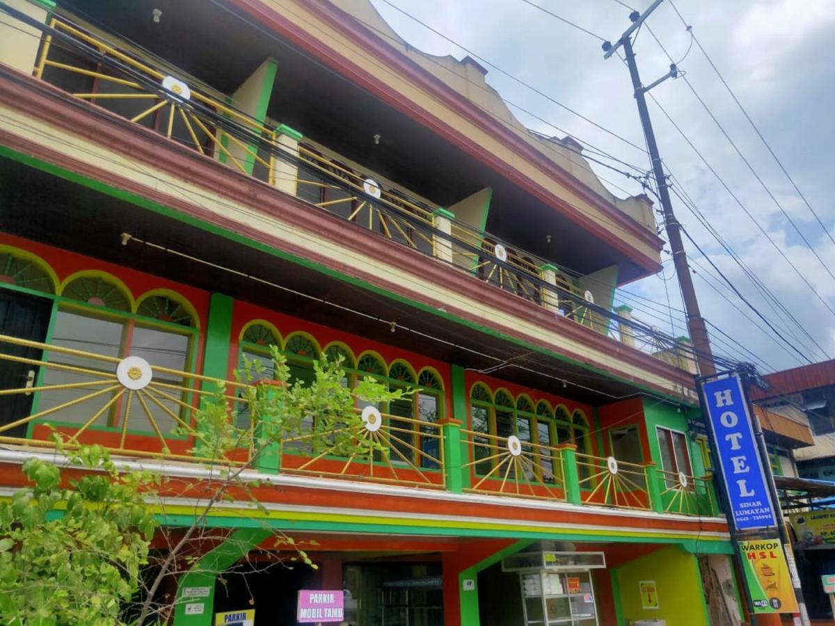 Oyo 90041 Hotel Sinar Lumayan Syariah Balikpapan  Eksteriør bilde