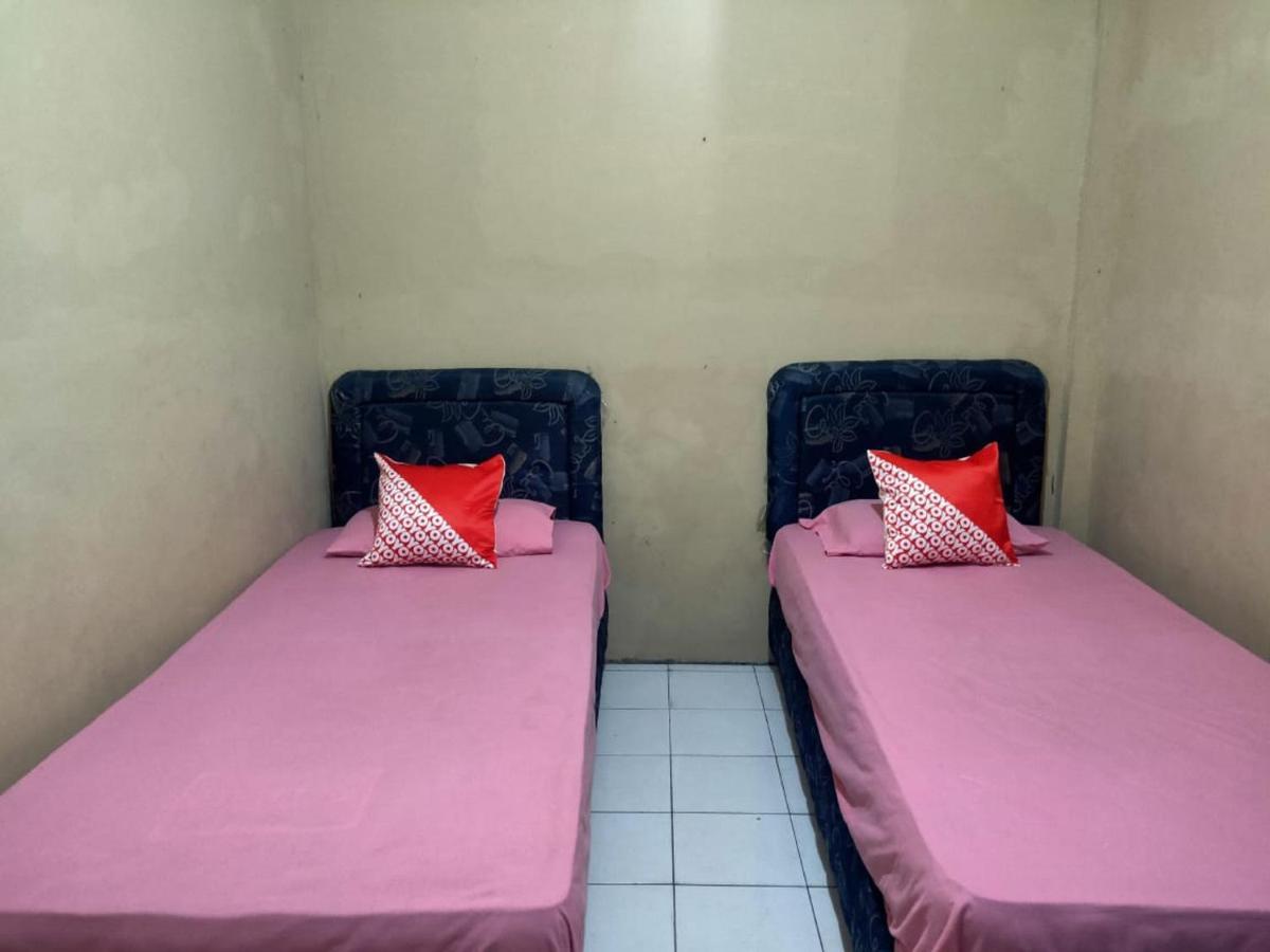 Oyo 90041 Hotel Sinar Lumayan Syariah Balikpapan  Eksteriør bilde