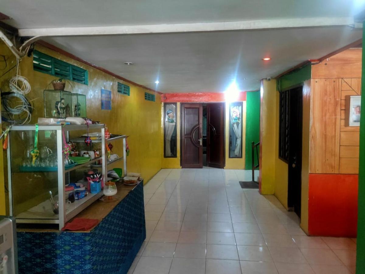 Oyo 90041 Hotel Sinar Lumayan Syariah Balikpapan  Eksteriør bilde
